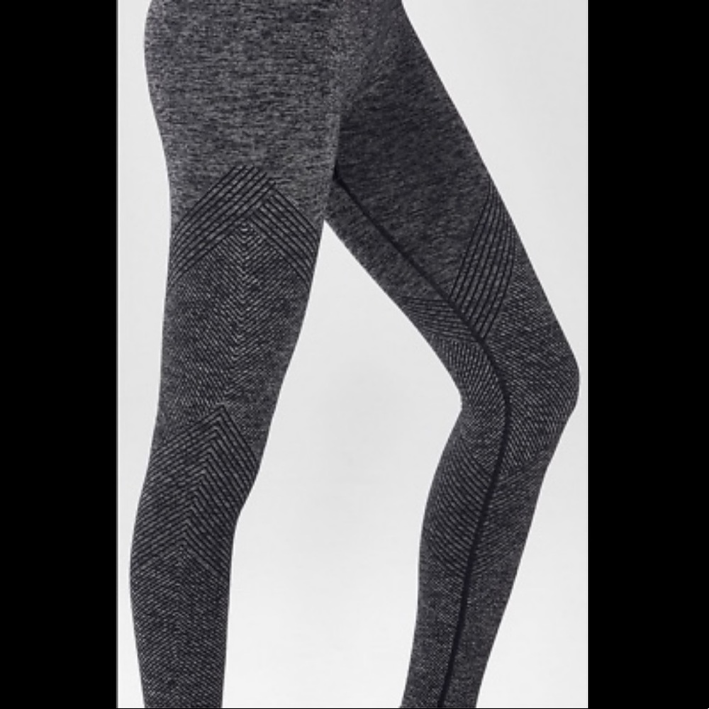 Fabletics Mid-Rise Seamless Rib 7/8